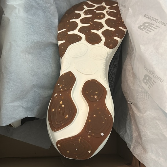 New in box new balance fresh foam x 1440 men’s size 11 US - Picture 6 of 6